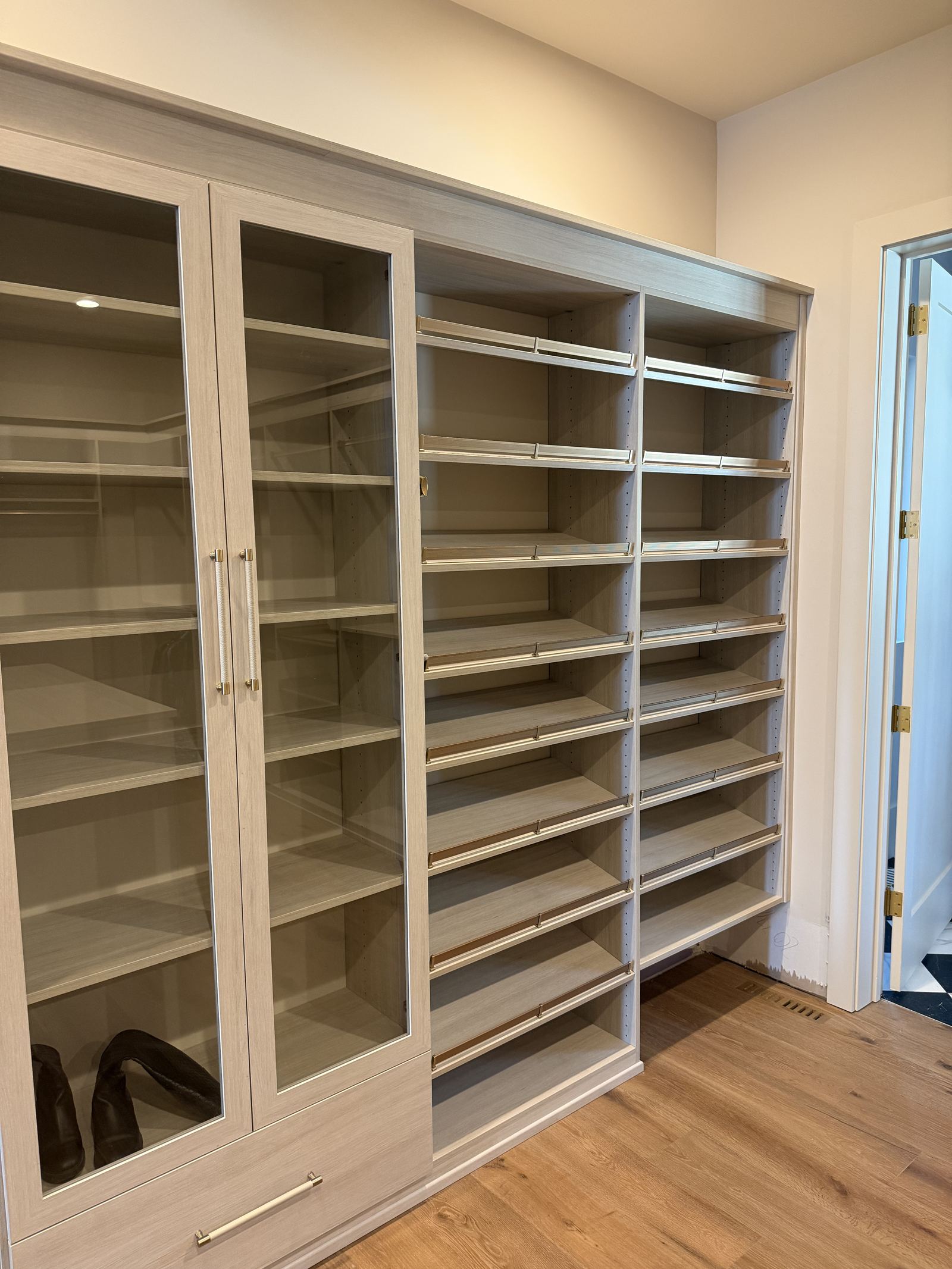 Custom Closets detail by Blue Ridge Carpenters