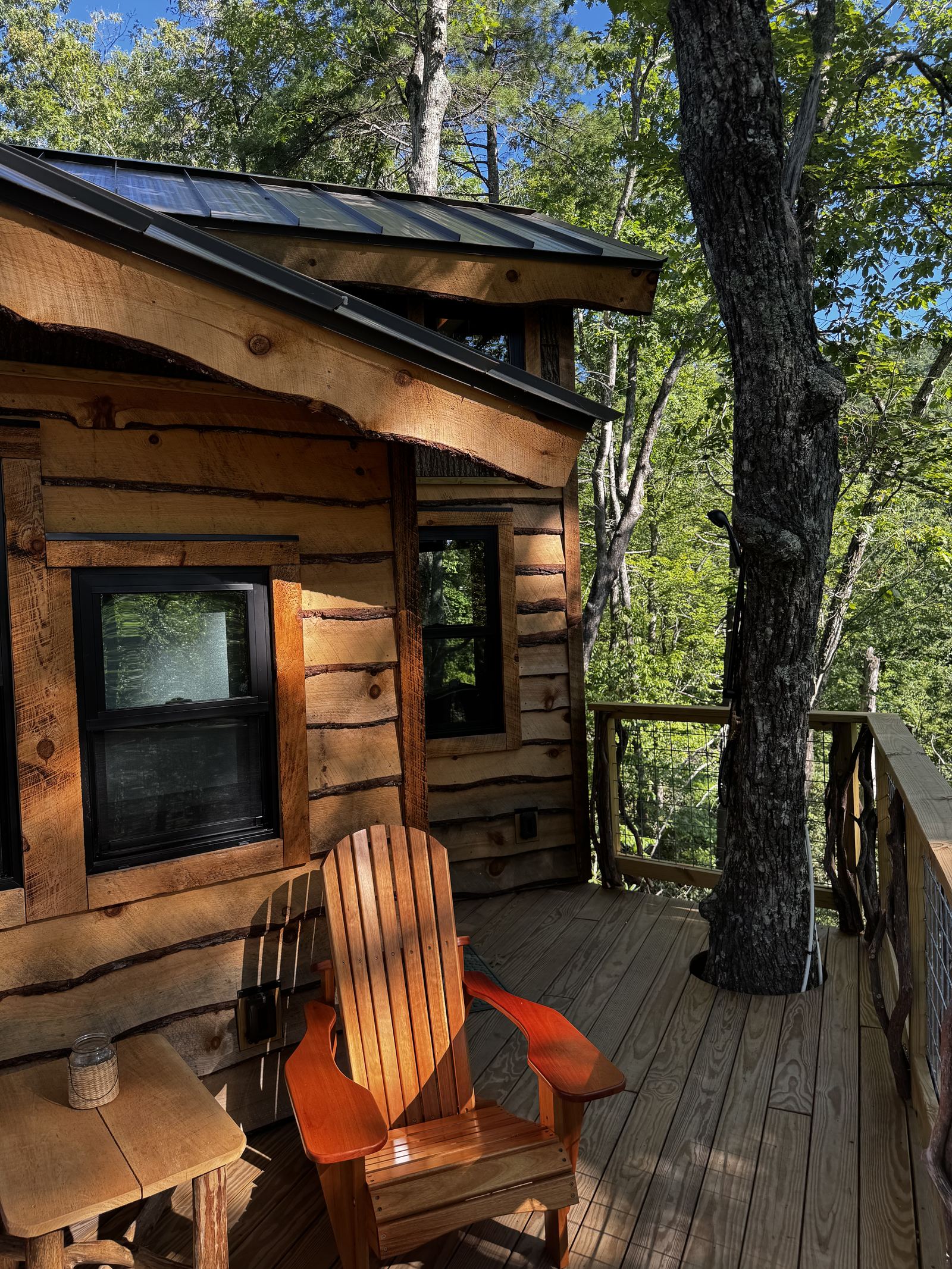 Treehouse Retreat — detail 3